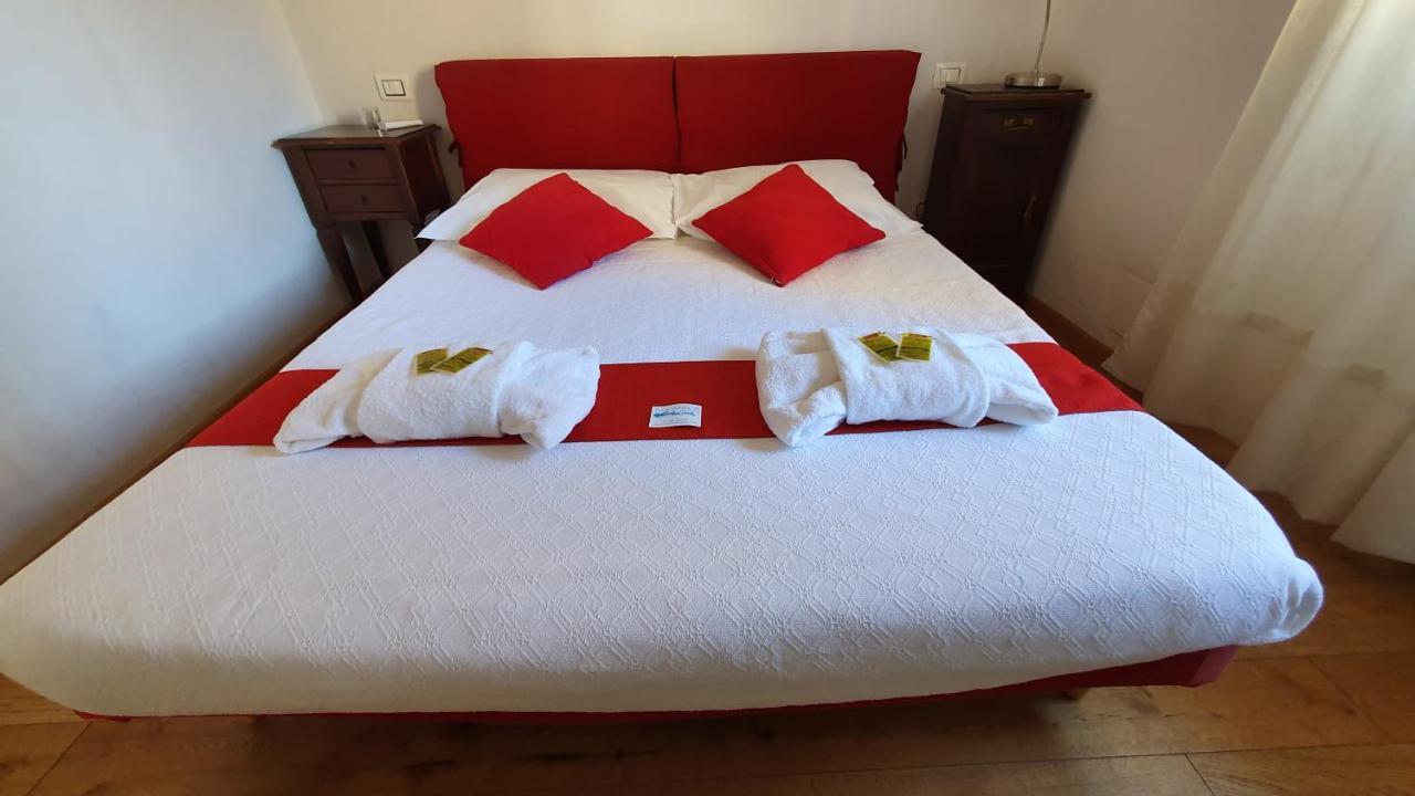 Lovewknds - Topfloor With Duomo View Florencia